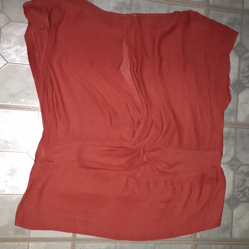 blouse - Picture 2 of 2